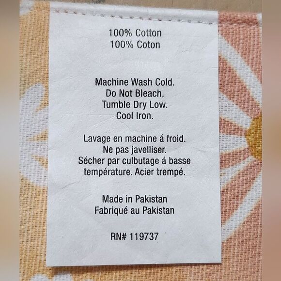 NWT NORDSTROM Placemat Set - Picture 4 of 4